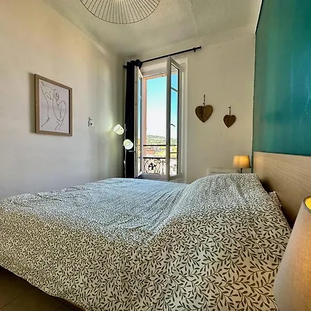 Апартаменты Magnifique 40m2 Climatise-coeur De -netflix